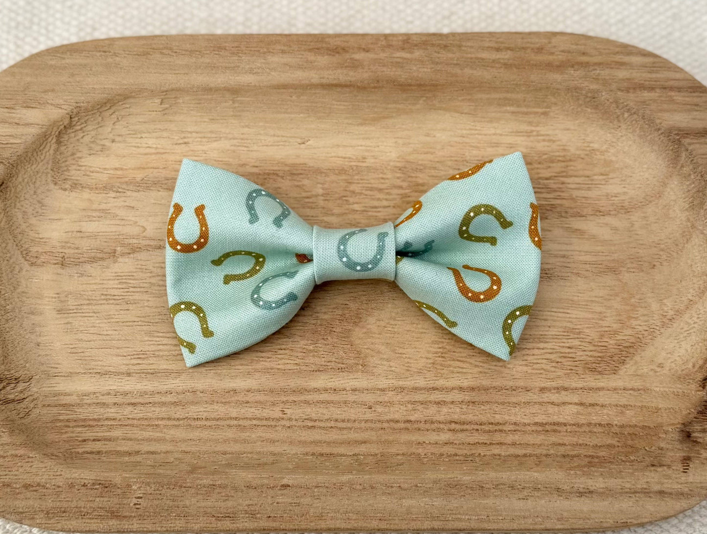 Horseshoes Bow Tie