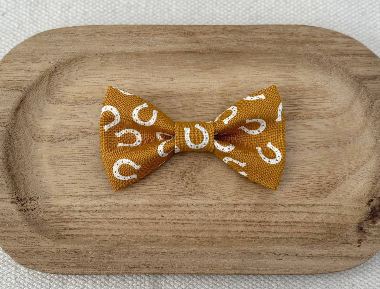 Horseshoes Bow Tie
