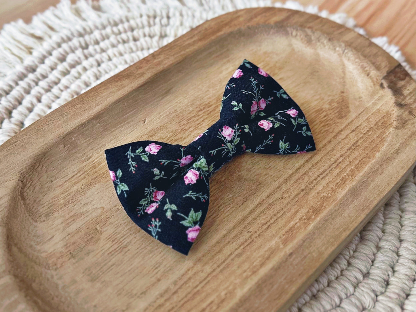 Black & Pink Flowers Bow Tie