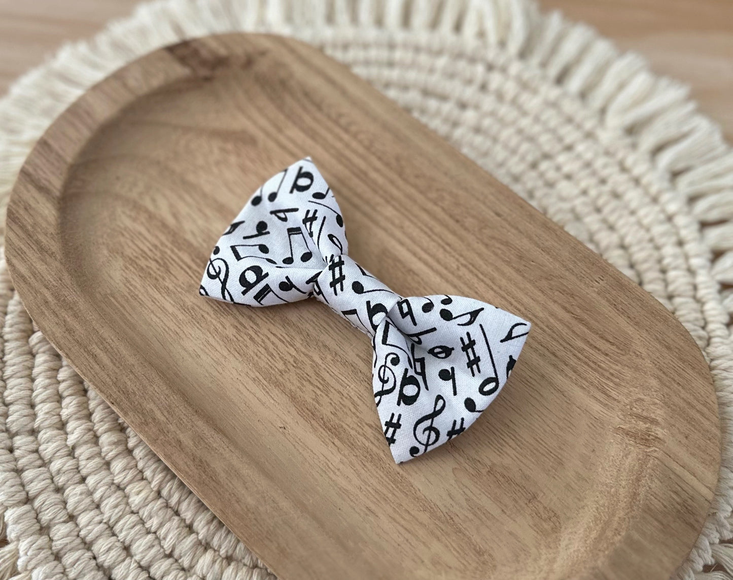 Musical Notes Bow Tie