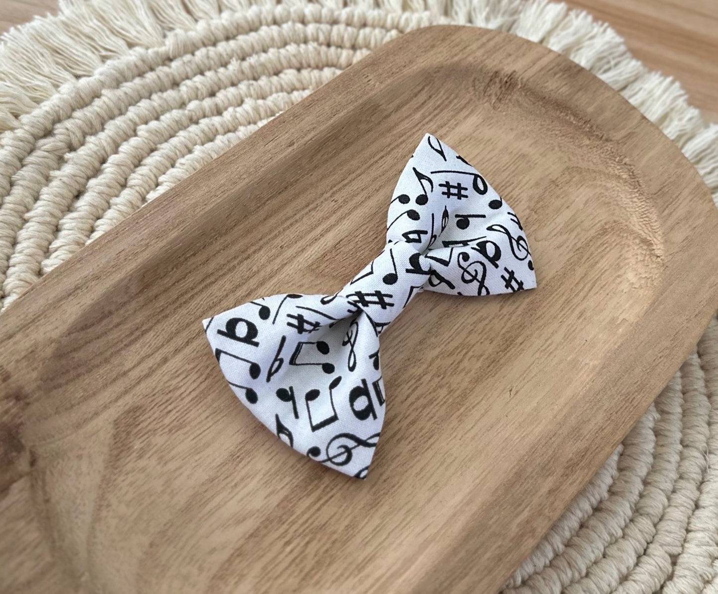 Musical Notes Bow Tie