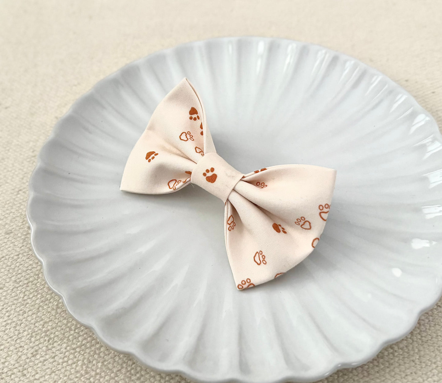 Paw Print Pet Bow Tie
