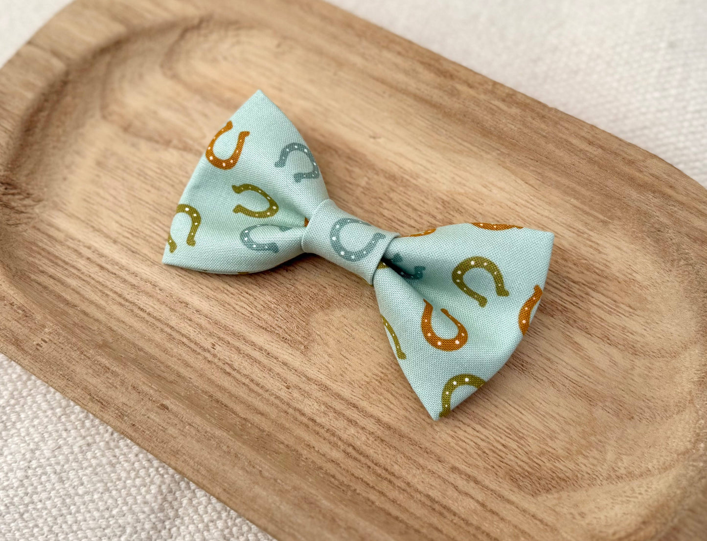 Horseshoes Bow Tie
