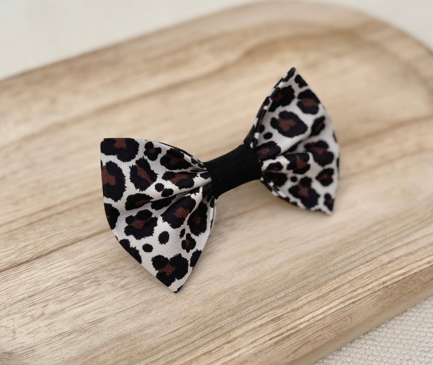 Leopard Print Pet Bow Tie