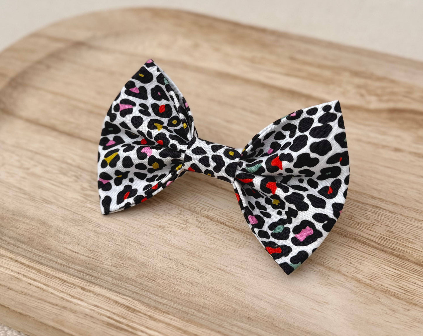 Leopard Print Pet Bow Tie