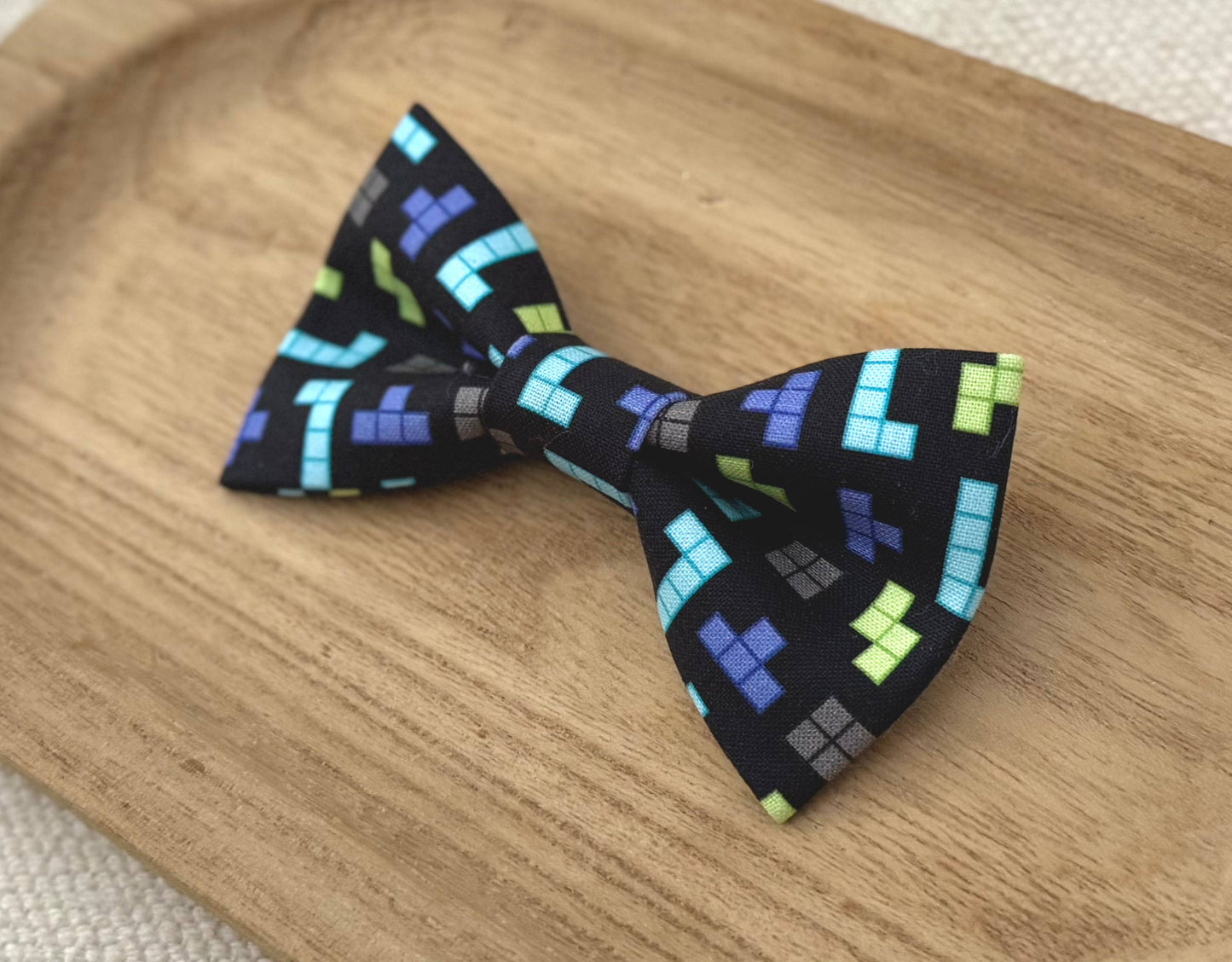 Tetris 90s Video Game Bow tie with pixelated pattern