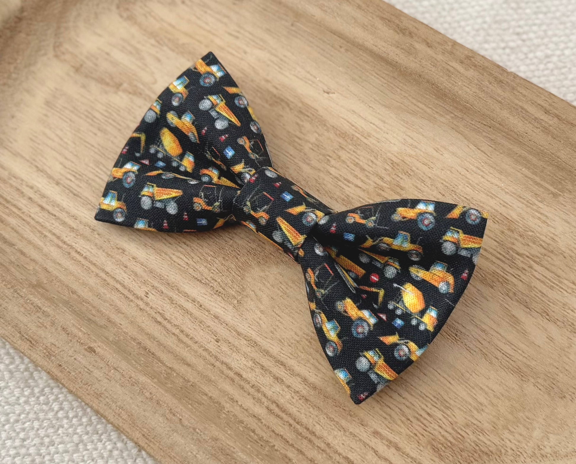 Bow tie with construction vehicle dumptruck tractor